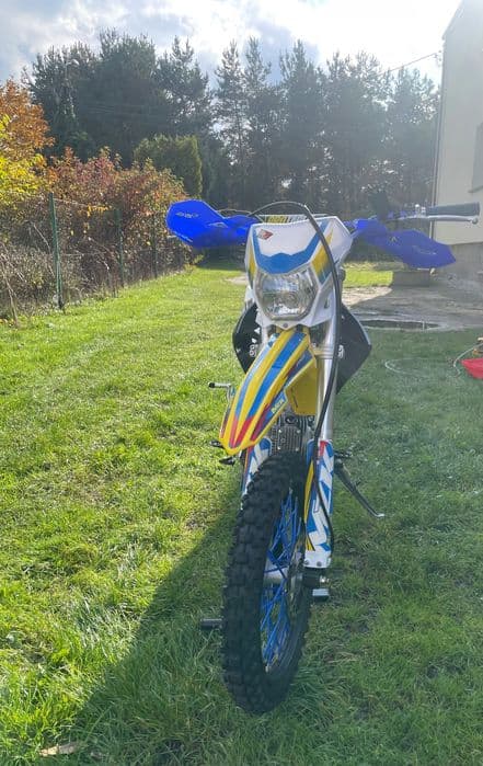 Cross mikilon MZK 125