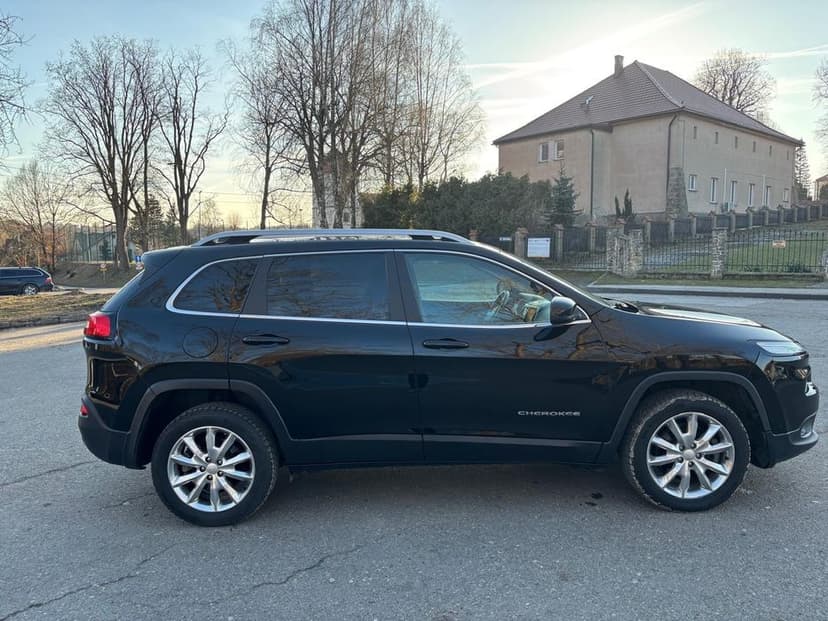 Jeep Cherokee Limited2.2 Diesel 200KM SPRZEDAM/ZAMIENIĘ NA TAŃSZE
