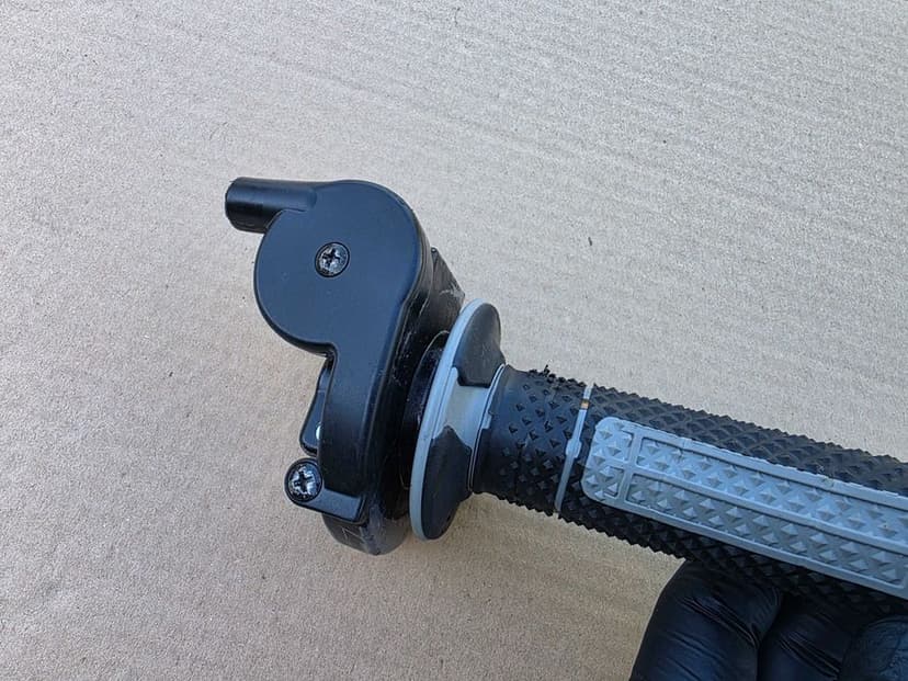 Rolgaz manetka gazu ślimak Kawasaki KX 125 / 250 r. 92-05 OEM