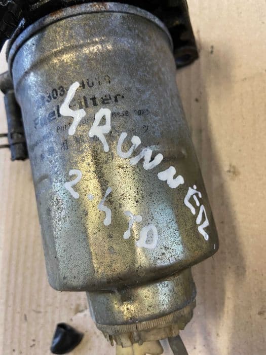 Toyota 4-runner Hilux Surf Podstawa Filtra Paliwa 2.4 TD 90-96