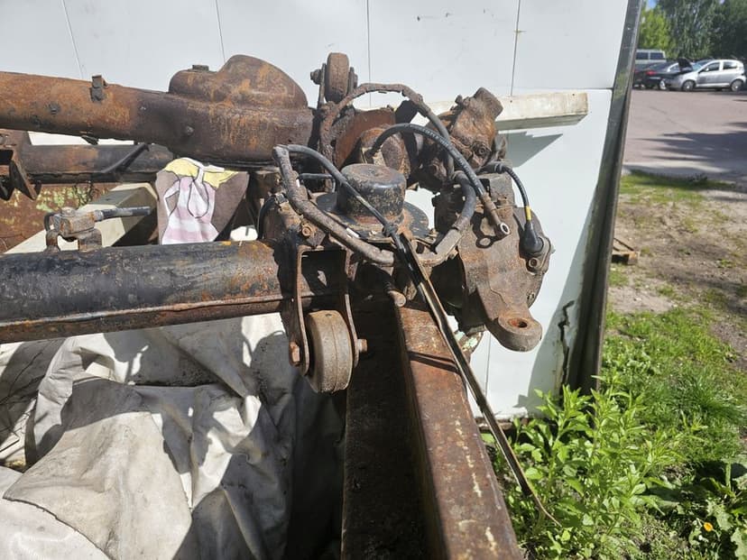 Nissan Patrol Y61 przedni most pochta