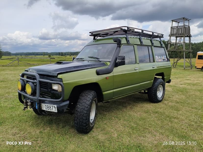 Nissan patrol k260 2.8 td ( nie y60 y61) hiszpan długi wysoki kamper