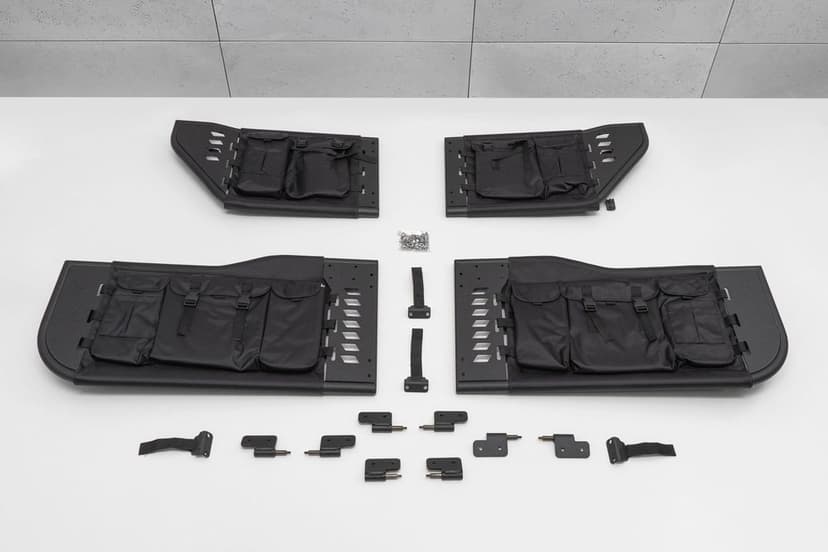 jeep wrangler jk 2007-2018 4d drzwi rurowe z sakwami na tylnych drzwiach