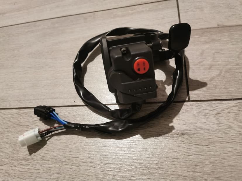 Yamaha grizzly kodiak manetka gazu przełącznik napędu mostu przód