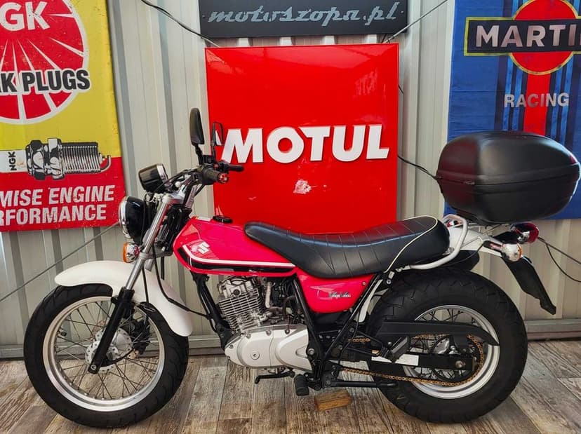 Suzuki Van Van wtrysk doskonały stan z Niemiec RATY