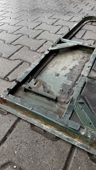 Komplet drzwi LAND ROVER DEFENDER 2000r.