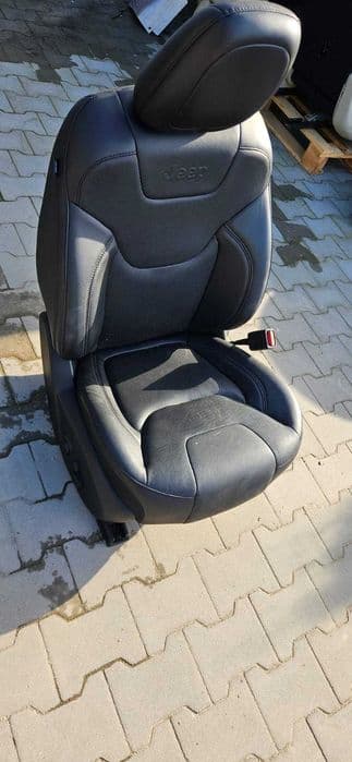fotel pasażera skóra Jeep Cherokee KL lift po 19r