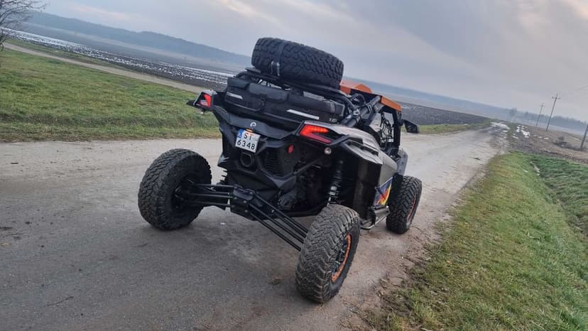 Can Am Maverick X3