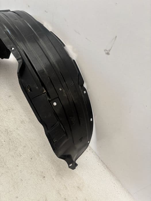 Toyota Hilux VIII 8 lift FL 20- nadkole prawy przód prawe przednie