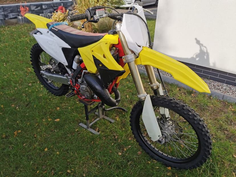 Suzuki RM 125 06rok (yz kx cr) SUPER stan. Polecam