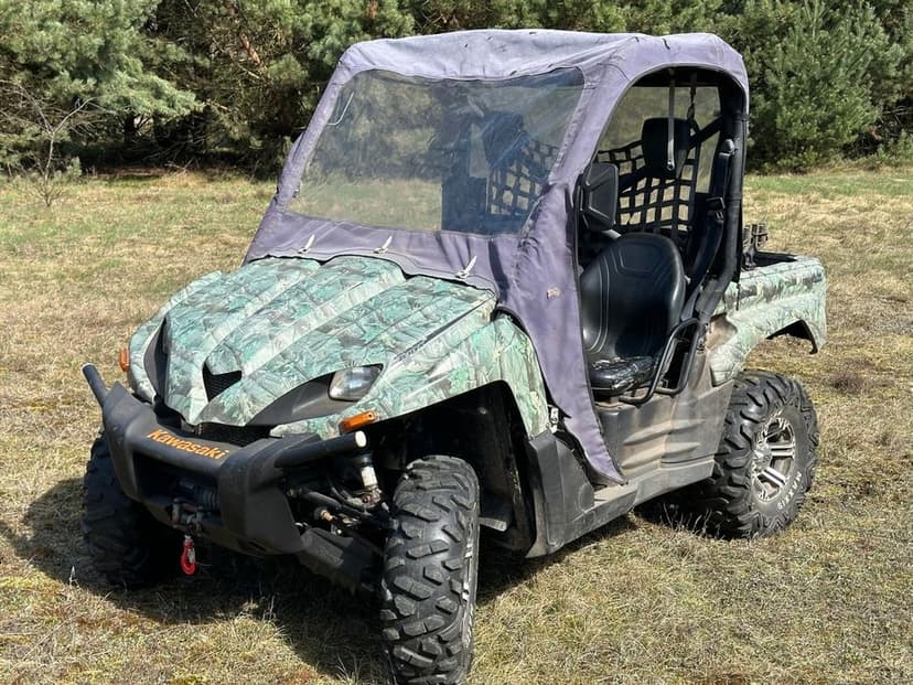 Kawasaki Teryx 750 buggy 4x4