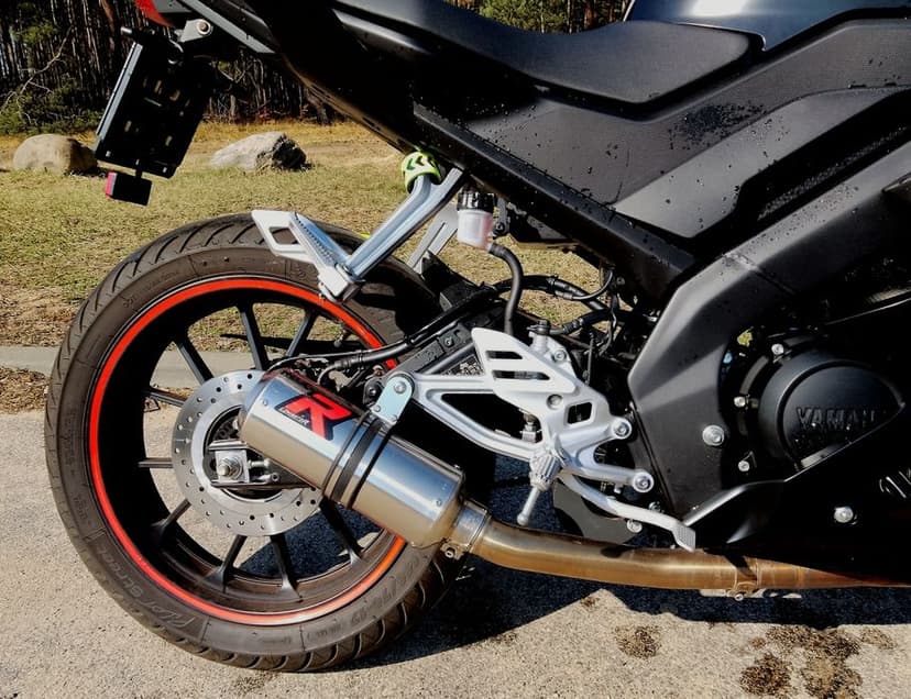 Yamaha YZF-R125 kat. B. Rok 2023 przebieg 9500 km idealny stan