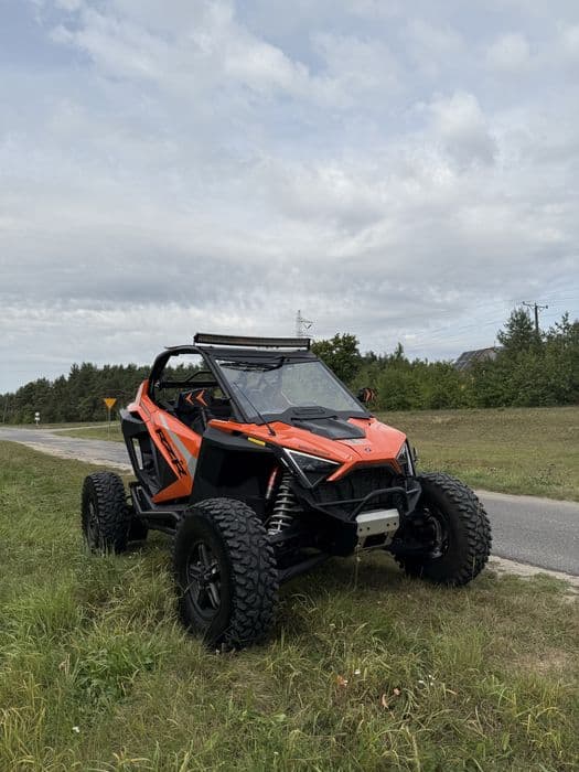 Buggy Polaris RZR TURBO X 2023