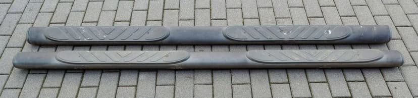 nissan navara d40 progi stopnie podesty kpl