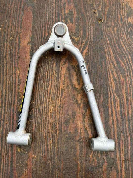 wahacz prawy gorny Suzuki LTZ 400 r 03-08 zawieszenia kola