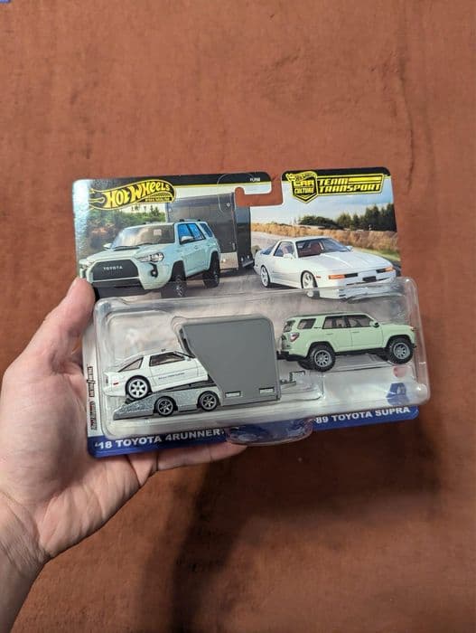 Hot Wheels Premium Team Transport Toyota Supra MK3 + 4RUNNER laweta