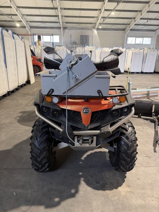 Sprzedan Quada CFMOTO 550  CCFORCE 550z wywrtka i osprzetem