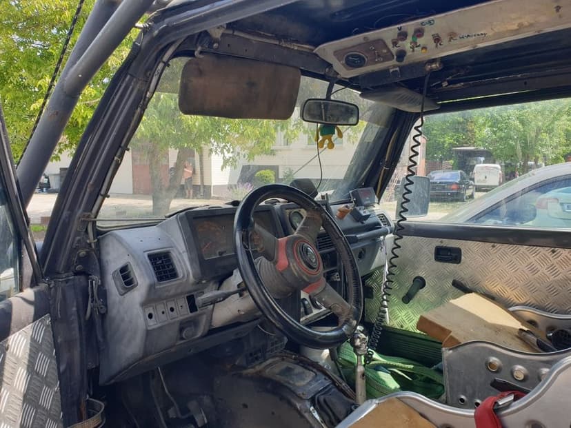 Suzuki Samurai Zmota Mechanik mosty Patrol