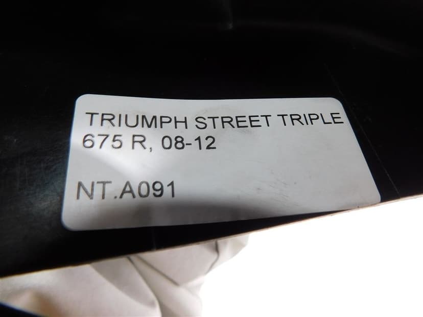 NADKOLE BŁOTNIK TYŁ PLASTIK TRIUMPH STREET TRIPLE 675 R 08-12