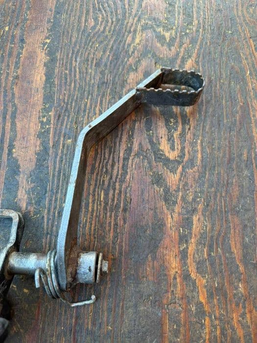 dzwignia hamulca noznego hamulcowa tyl tylna kawasaki KFX 700 r 04-11