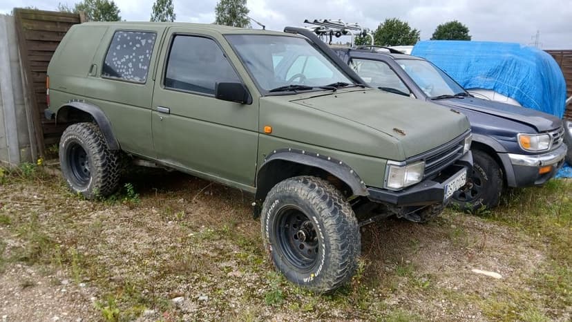 Nissan Terrano 2.7td mosty Patrol collowery klatka sierżant zamiana