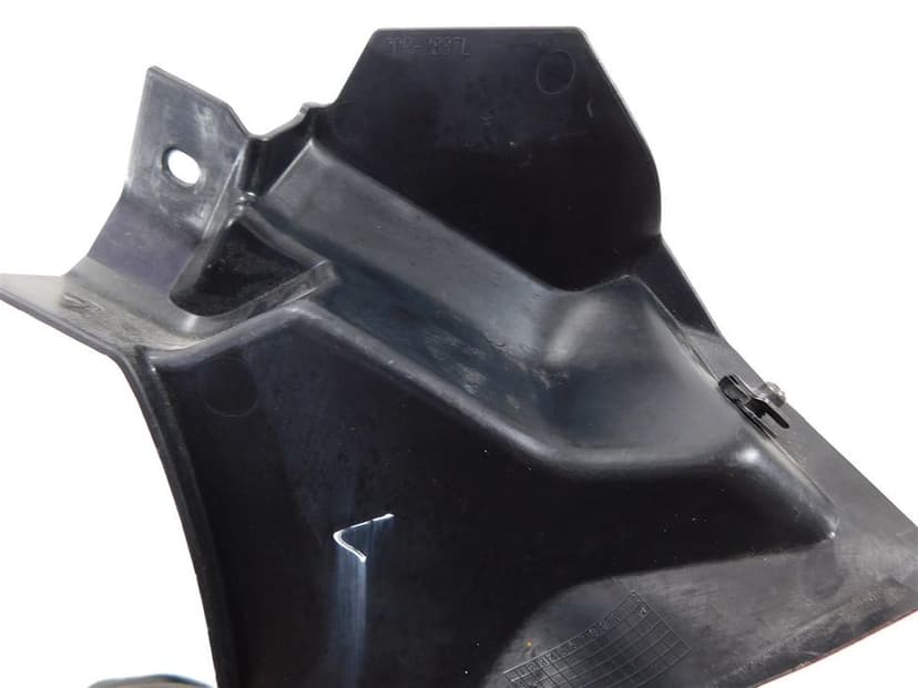 PLASTIK WYPEŁNIENIE OWIEWKA YAMAHA YZF-R1M RN32 15-20 U-11 2CR-2837L