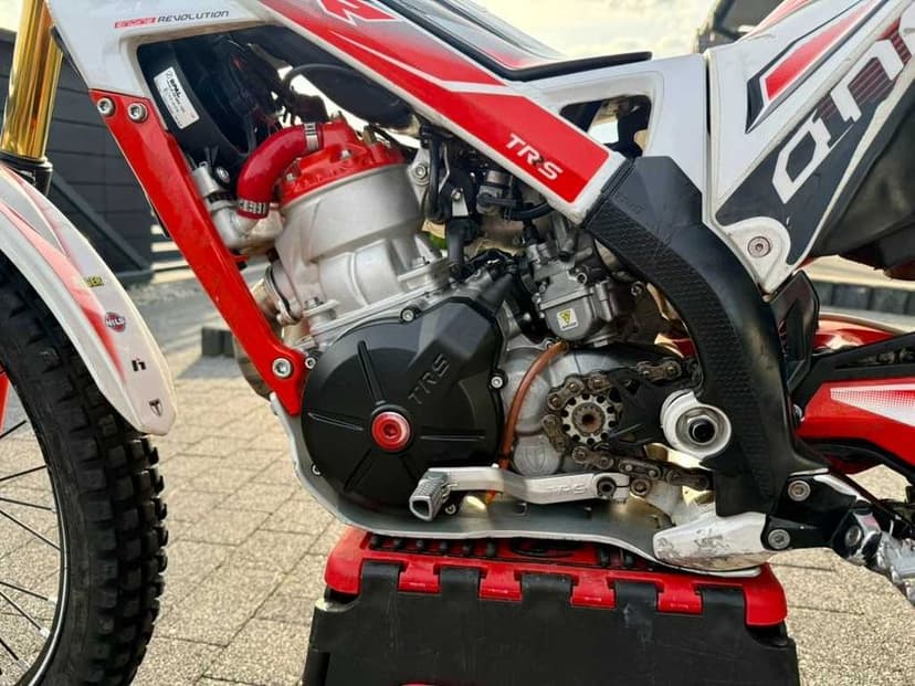 Motocykl trialowy TRS RR 250