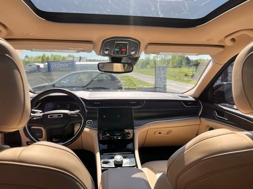 Jeep Grand Cherokee WL Niski przebieg.3.6