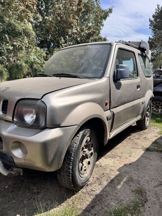 Suzuki Jimny -NADWOZIE + w ofercie wszystkie części do Jimny