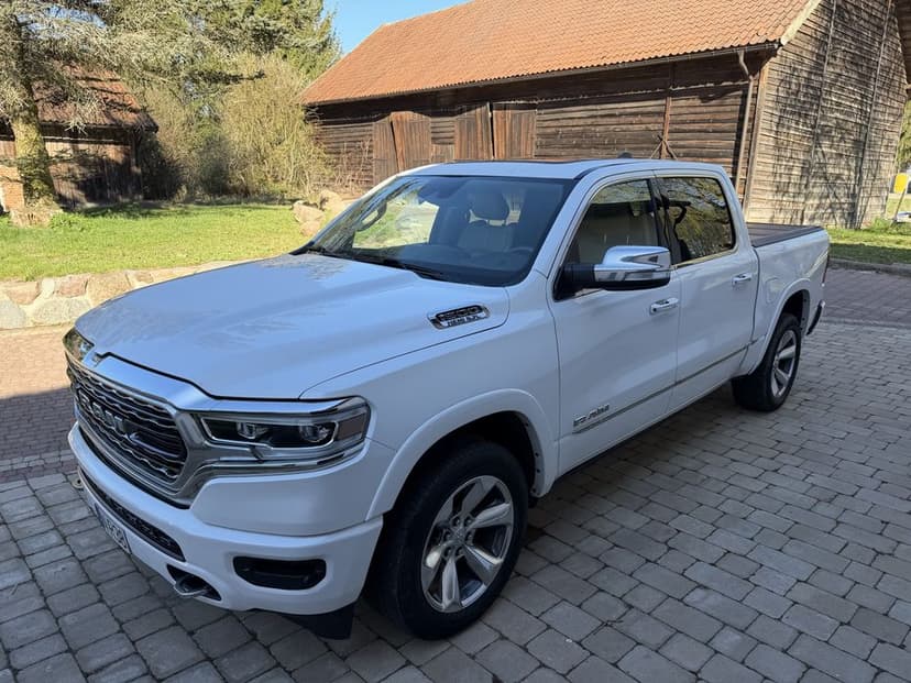 Ram 1500 Limited piekny zamienie, zamiana na tańszy