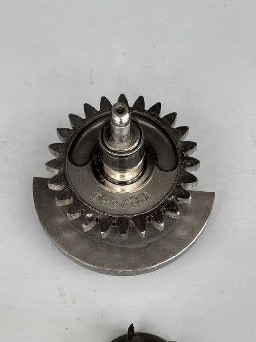 Balanser Wałek Pompy wody KTM SXF250/350 R 16-22 FC GAS MC250F R 21-23