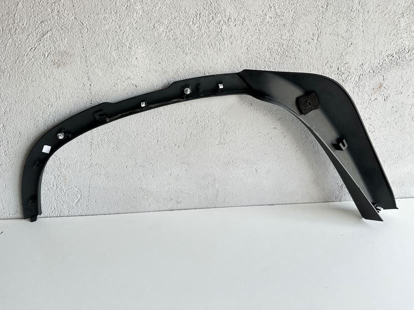 Land Rover Defender L663 20-  Listwa Błotnika Lewa Tył L8B2-290E23-AX