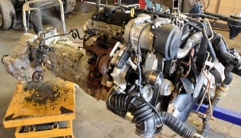 Czujnik położenia wału Land Rover Defender 2,2 TD4 90 Puma 2013Rok