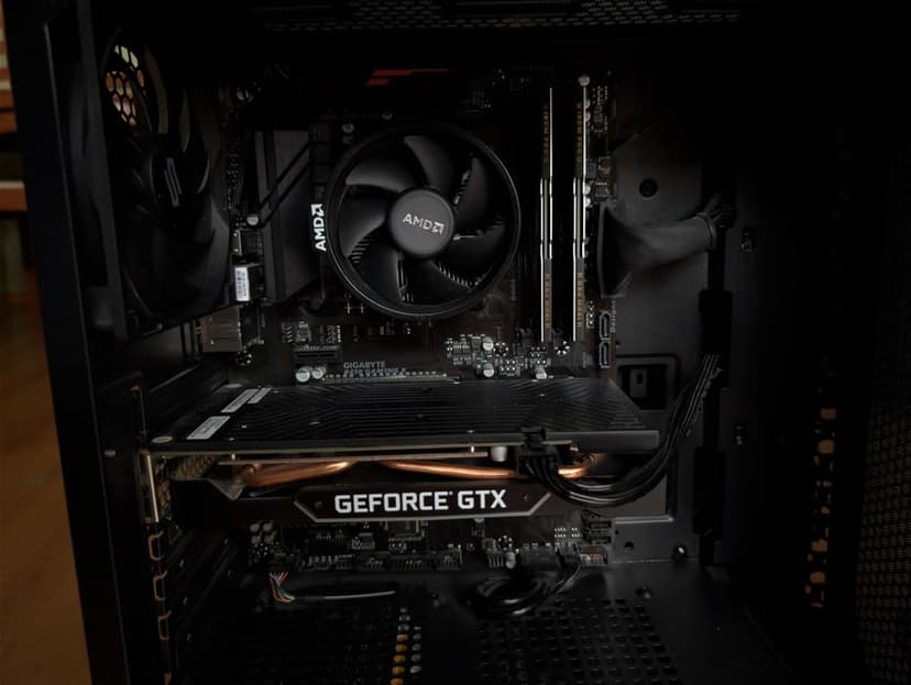 Komputer r5 3600 gtx 1660super