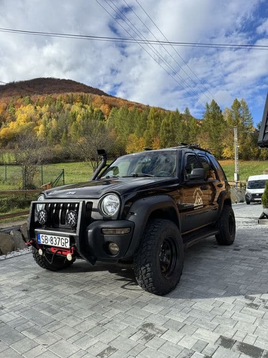 Jeep cherokee jeep liberty 4x4 automat 2.8 crd