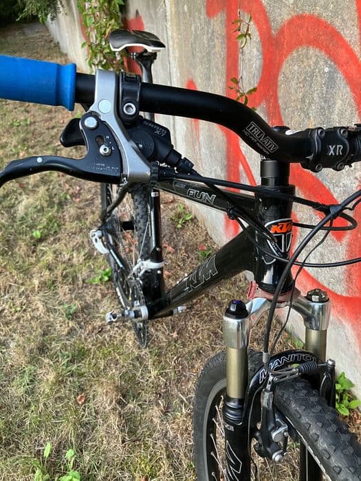 KTM Ultra Fun custom made 11 kg - Manitou Mars XT, Sram X9 - 17 cali