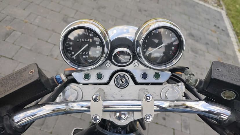 Suzuki GSX 1200 Inazuma