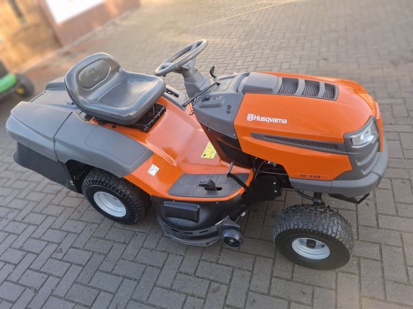 Traktorek kosiarka Husqvarna TC138 Briggs&Stratton/ pompa oleju