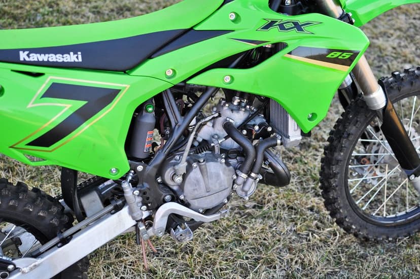 Kawasaki KX 85 / Jak nowy / 11 Mth / 2023 rok