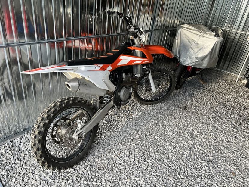 Ktm sx-f 250. 2016 rok