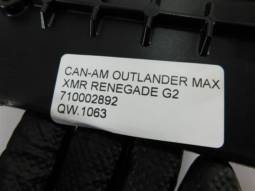 WYPEŁNIENIE PLASTIK CAN-AM OUTLANDER MAX XMR RENEGADE G2 710002892