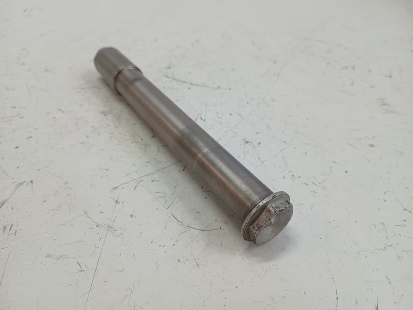 Oś ośka koła przedniego przód 26mm KTM sxf exc-f 250 / 450 Husqvarna