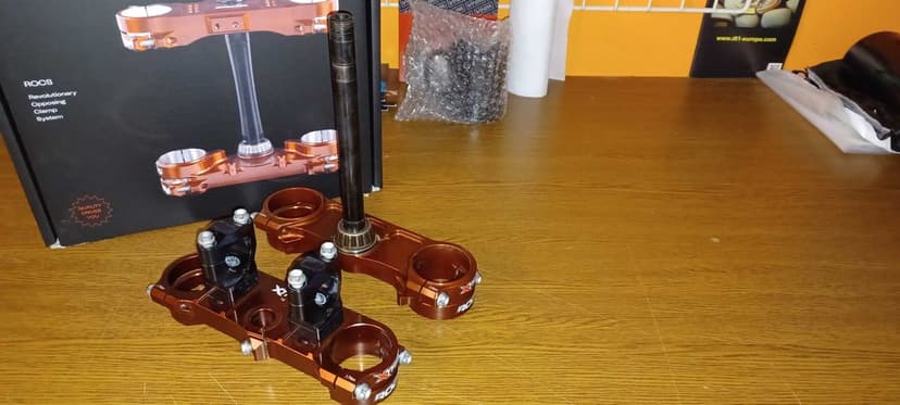 XTRIG połki KTM SX 85 , MC 85, TC85 z mocowaniami kierownicy