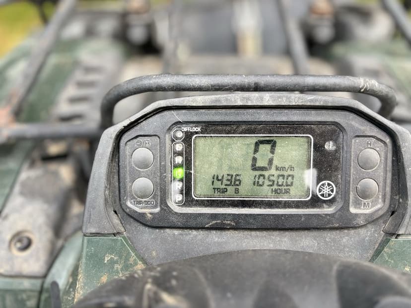 Quad yamaha kodiak 450 4x4 wyciagarka z plugiem i przyczepką