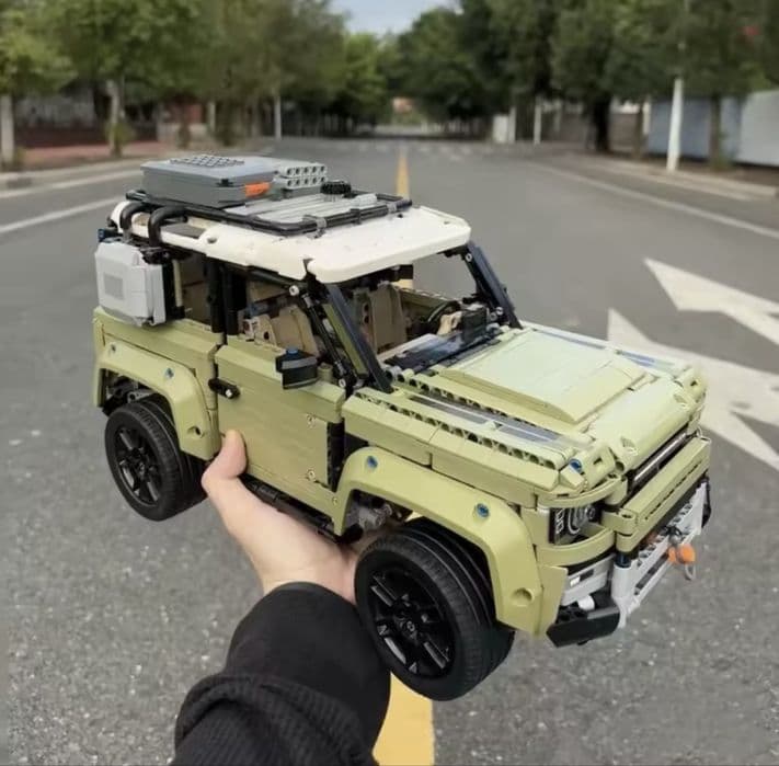 DEFENDER Land Rover / 2573 elementow / klocki technic / samochod