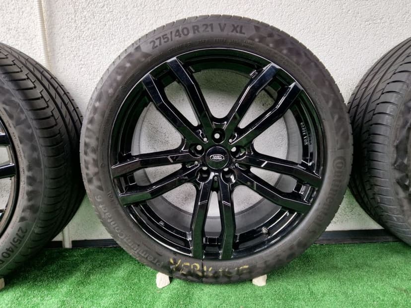 275/40r21 Land Rover Discovery Sport Range Rover Evoque 21" 5x108 ET35