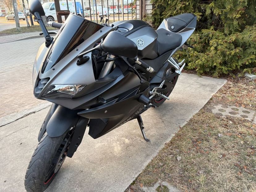 Yamaha YZF 125 R   2014