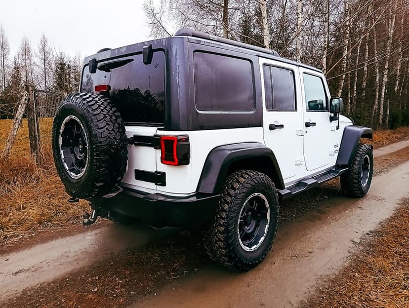Jeep Wrangler JKU