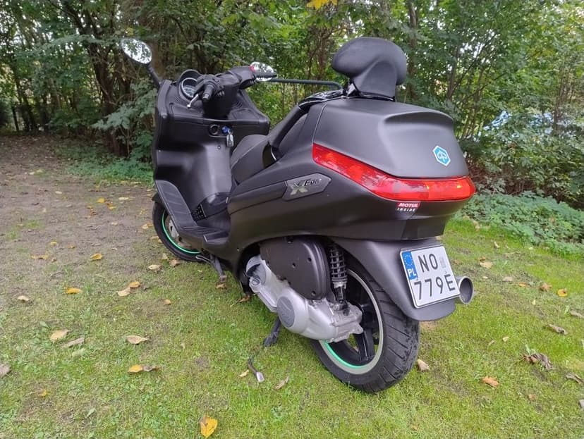 Piaggio xevo 125cm kat.B fajny stan! Mały przebieg.