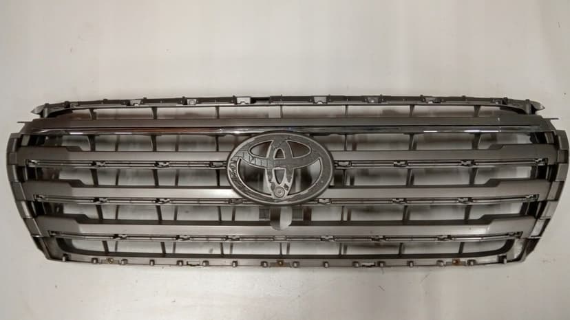 GRILL ATRAPA CHŁODNICY TOYOTA LAND CRUISER LC 200 LIFT 5311460110